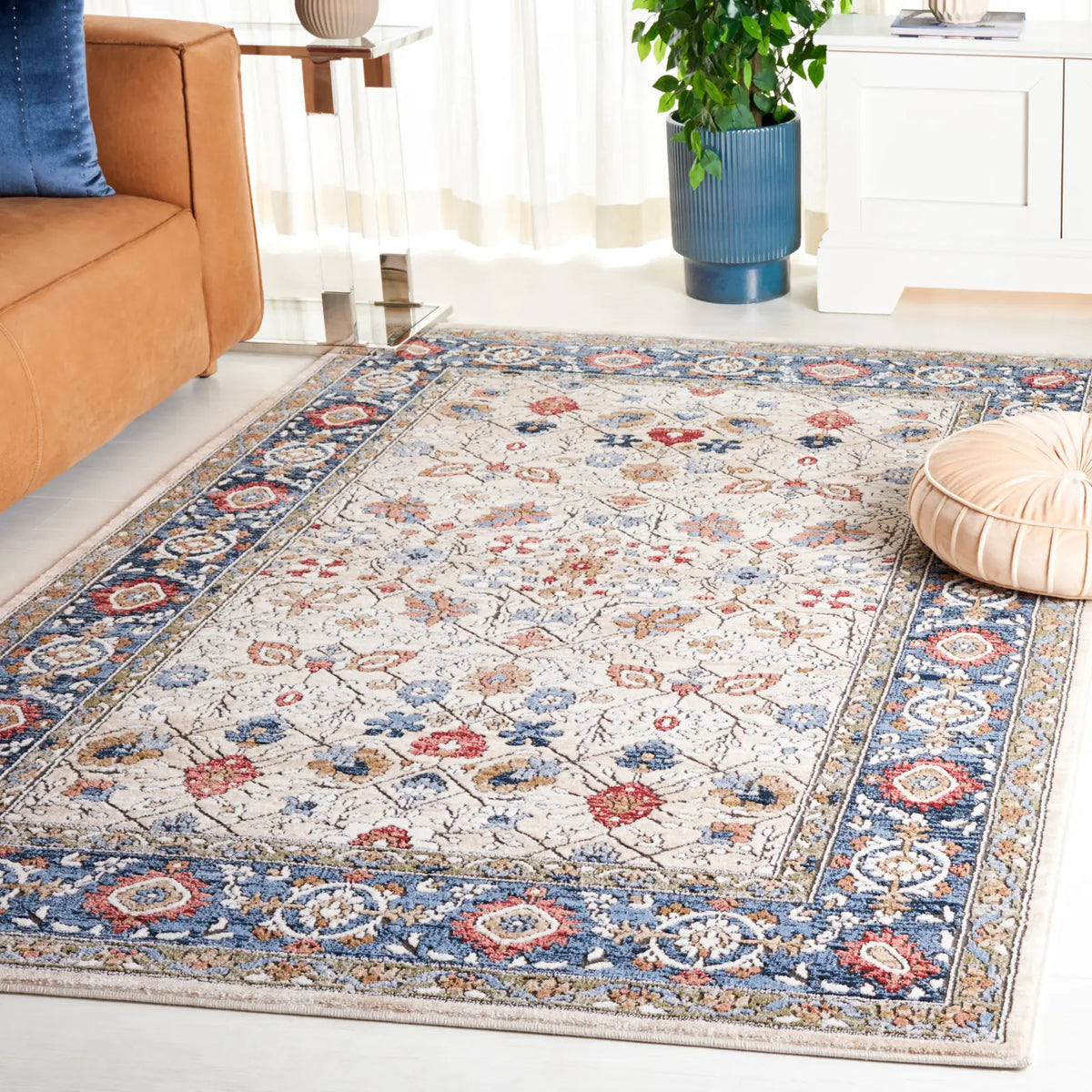 Safavieh Rosewood 4'-0" x 6'-0" Rug in Ivory / Blue