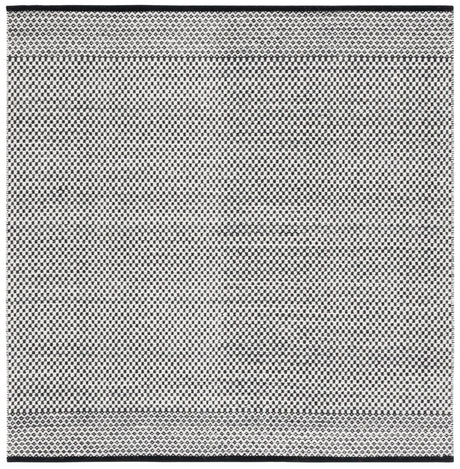 Safavieh Vermont 6'-0" x 6'-0" Rug in Black / Ivory