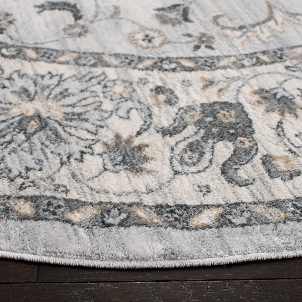 Safavieh Isabella 6'-7" x 6'-7" Rug in Light Grey / Cream