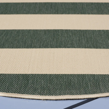 Safavieh Courtyard 6'-7" x 6'-7" Rug in Beige / Dark Green