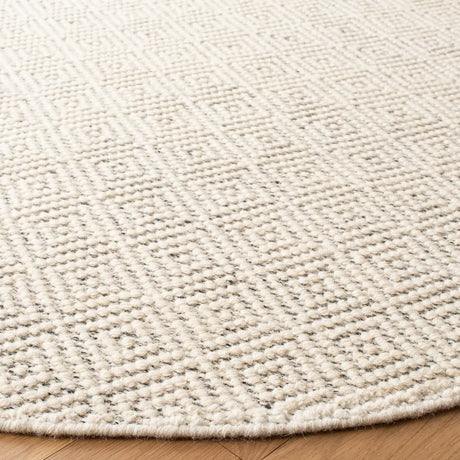 Safavieh Natura 10'-0" x 10'-0" Rug in Ivory / Light Grey