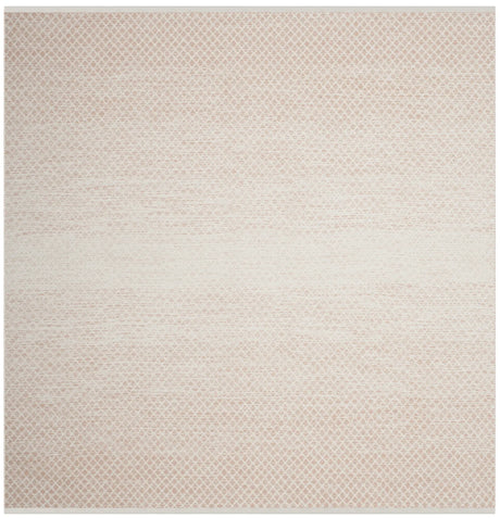 Safavieh Montauk 6'-0" x 6'-0" Rug in Beige / Ivory