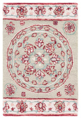 Safavieh Bellagio 2'-0" x 3'-0" Rug in Sage / Ivory