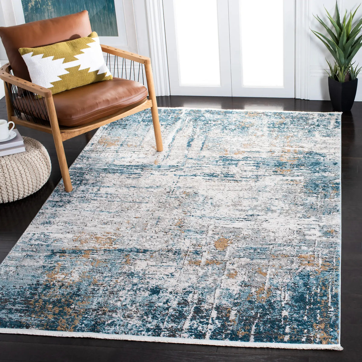 Safavieh Shivan 4'-0" x 6'-0" Rug in Grey / Blue