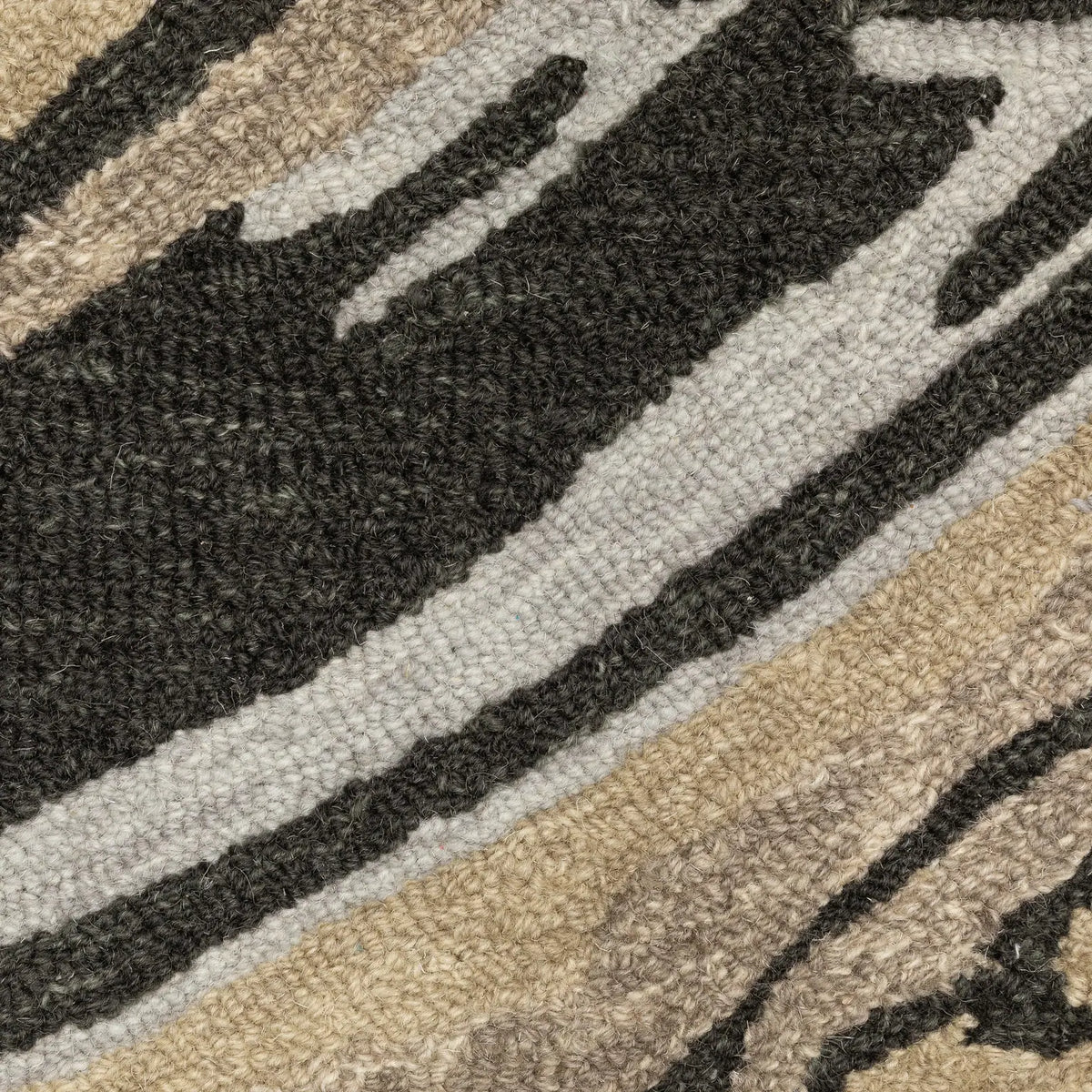 Oriental Weavers Sphinx Kipton KIP05 Gold Rugs - room scene 2