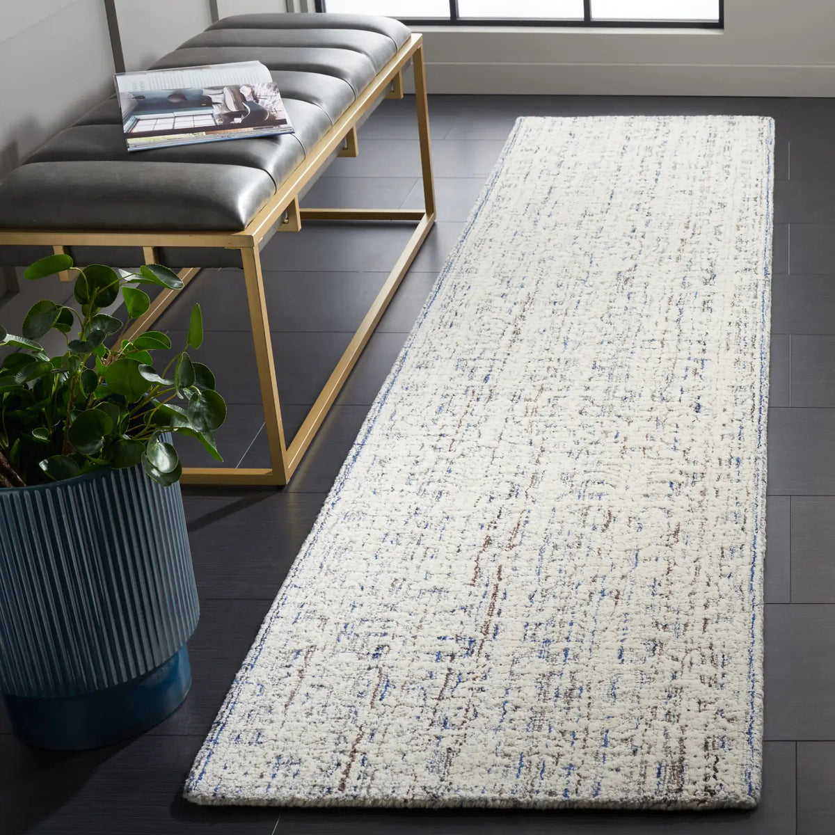 Safavieh Ebony 2'-3" x 9'-0" Rug in Blue / Ivory