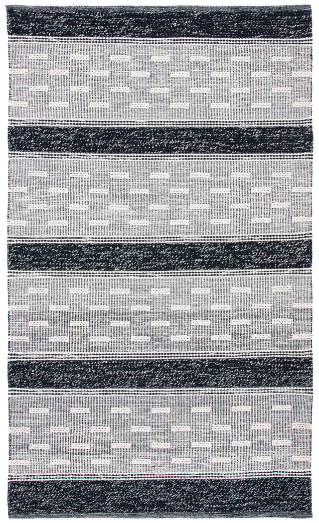 Safavieh Striped Kilim 4'-0" x 6'-0" Rug in Black / Ivory