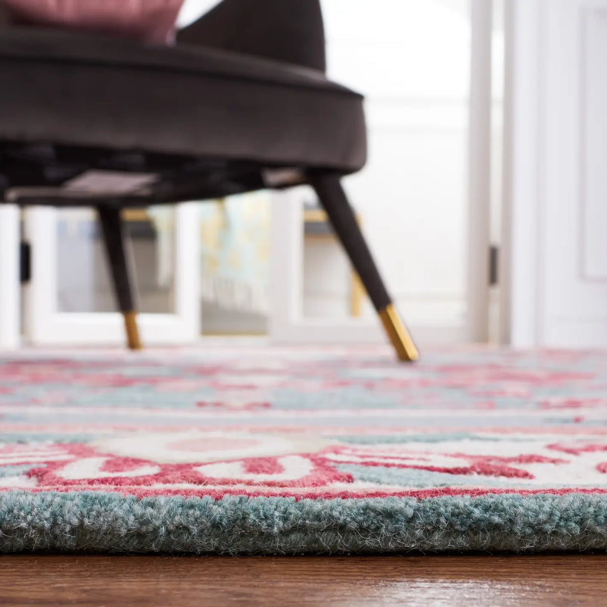 Safavieh Bellagio 4'-0" x 6'-0" Rug in Dark Grey / Ivory