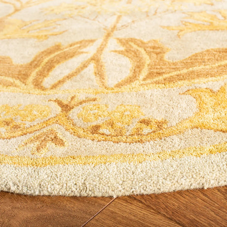 Safavieh Anatolia 6'-0" x 6'-0" Rug in Beige / Gold