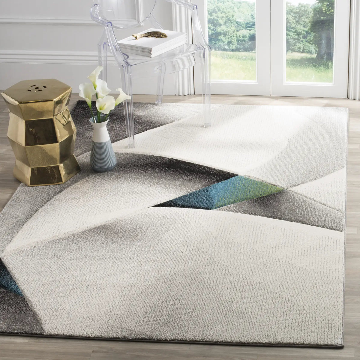 Safavieh Hollywood 4'-0" x 6'-0" Rug in Grey / Teal