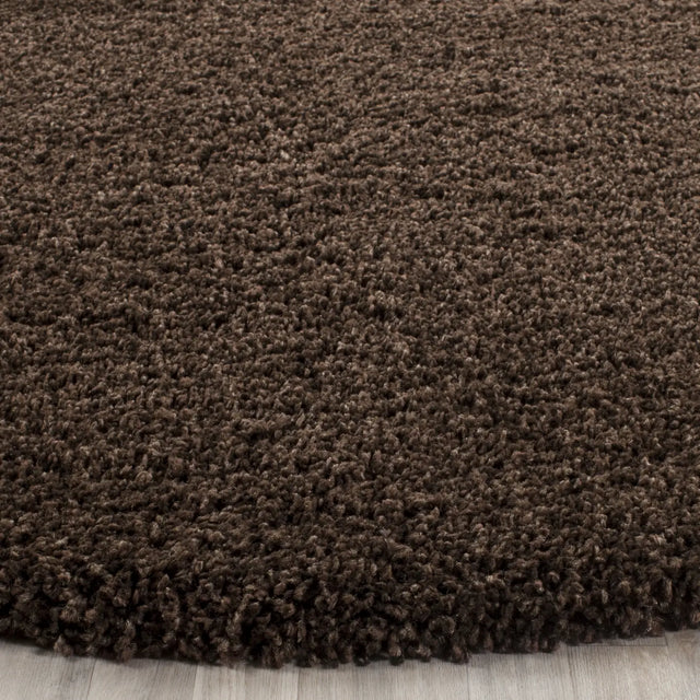 Safavieh Santa Monica Shag 6'-7" x 6'-7" Rug in Brown
