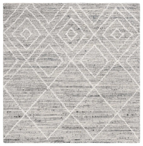 Safavieh Kenya 6'-0" x 6'-0" Rug in Grey / Ivory