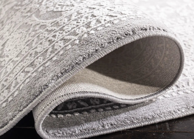 Safavieh Reflection 4'-0" x 6'-0" Rug in Light Grey / Cream