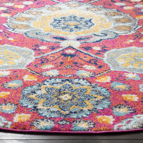 Safavieh Madison 5'-3" x 5'-3" Rug in Fuchsia / Gold