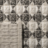 Safavieh Natura 5'-0" x 8'-0" Rug in Black / Ivory