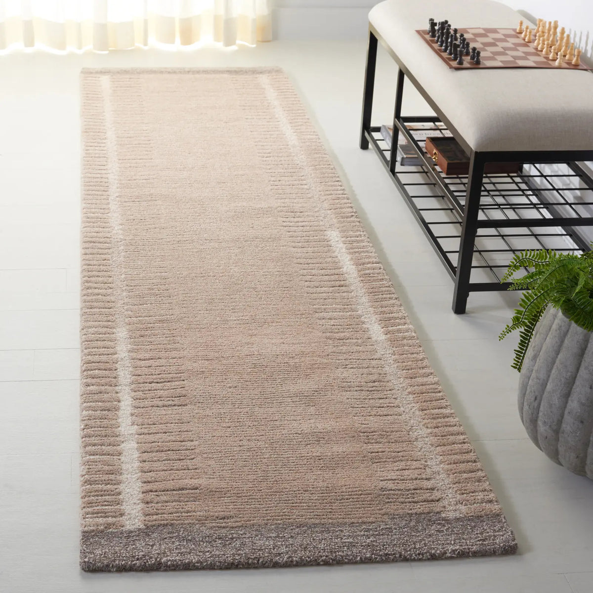 Safavieh Ebony 2'-3" x 9'-0" Rug in Beige / Ivory