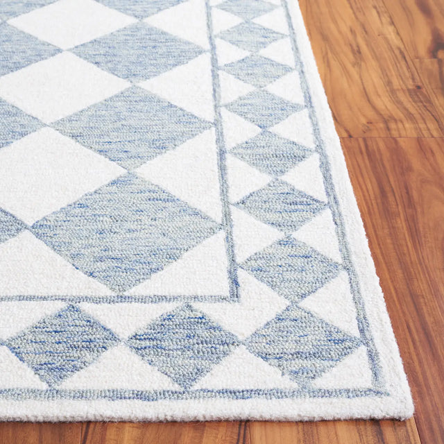 Safavieh Ebony 4'-0" x 6'-0" Rug in Blue / Ivory