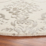 Safavieh Bella 5'-0" x 5'-0" Rug in Ivory / Grey