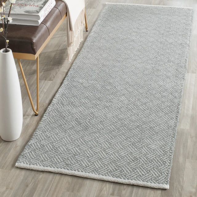 Safavieh Boston 2'-3" x 11'-0" Rug in Grey