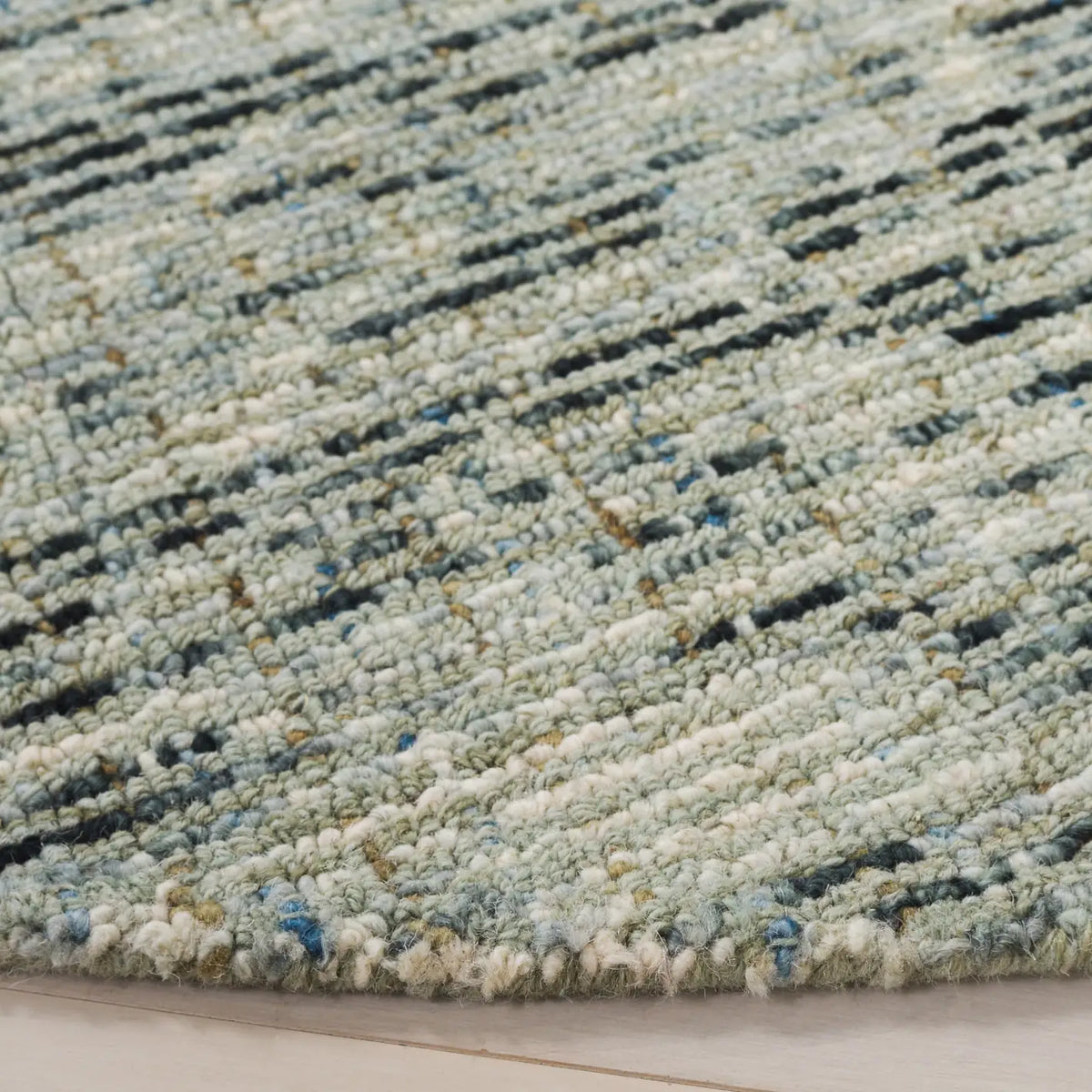 Safavieh Abstract 6'-0" x 6'-0" Rug in Green / Ivory