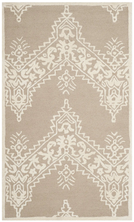 Safavieh Manchester 3'-0" x 5'-0" Rug in Beige / Ivory