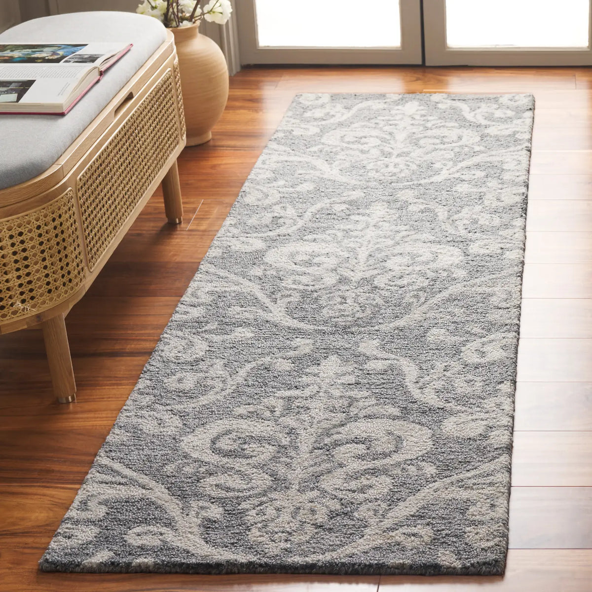 Safavieh Anatolia 2'-3" x 8'-0" Rug in Grey