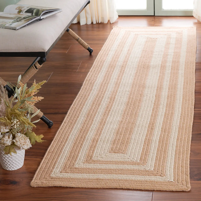 Safavieh Braided 800 2'-3" x 8'-0" Rug in Natural / Ivory