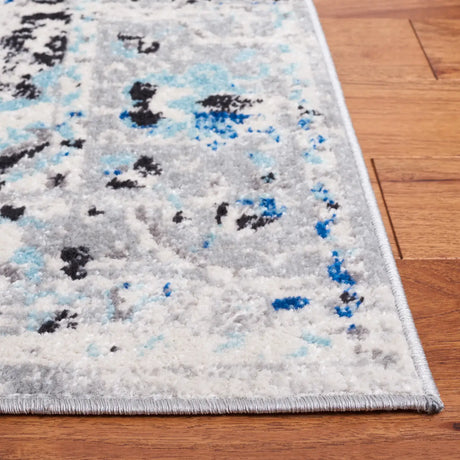 Safavieh Madison 4'-0" x 6'-0" Rug in Ivory / Blue