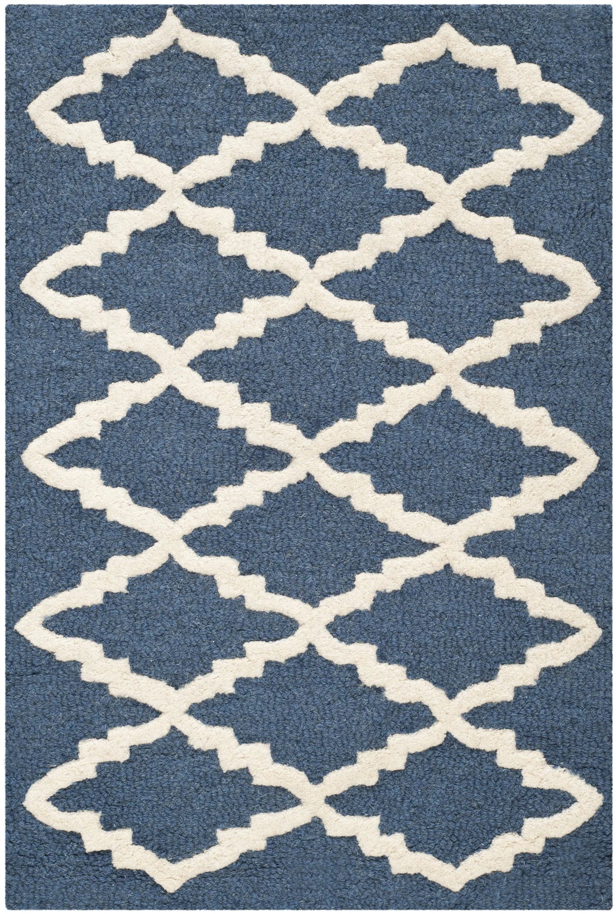 Safavieh Cambridge 2'-0" x 3'-0" Rug in Navy / Ivory
