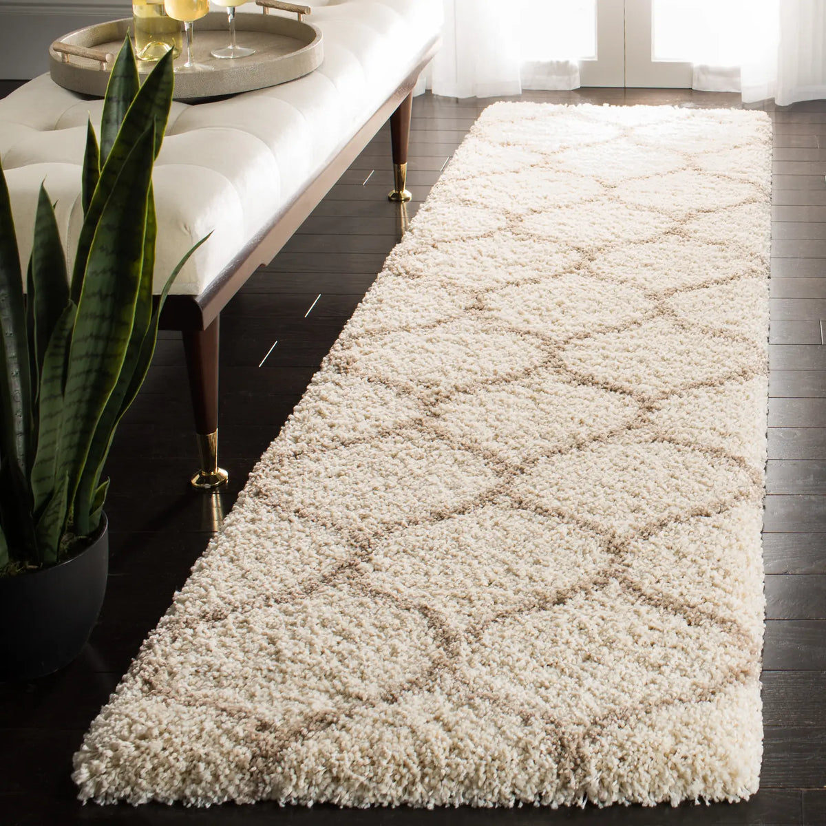 Safavieh Hudson Shag 2'-3" x 10'-0" Rug in Ivory / Beige