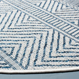 Safavieh Courtyard 5'-3" x 5'-3" Rug in Ivory / Navy