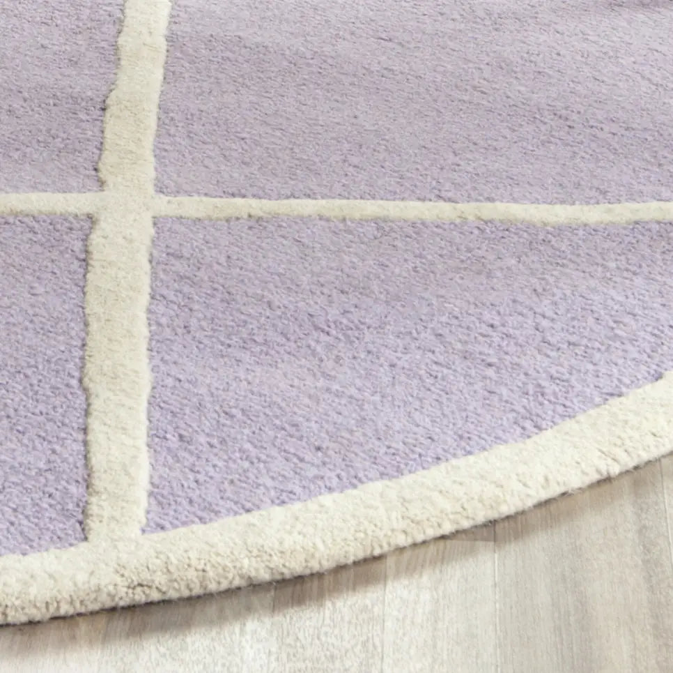 Safavieh Cambridge 6'-0" x 6'-0" Rug in Lavander / Ivory