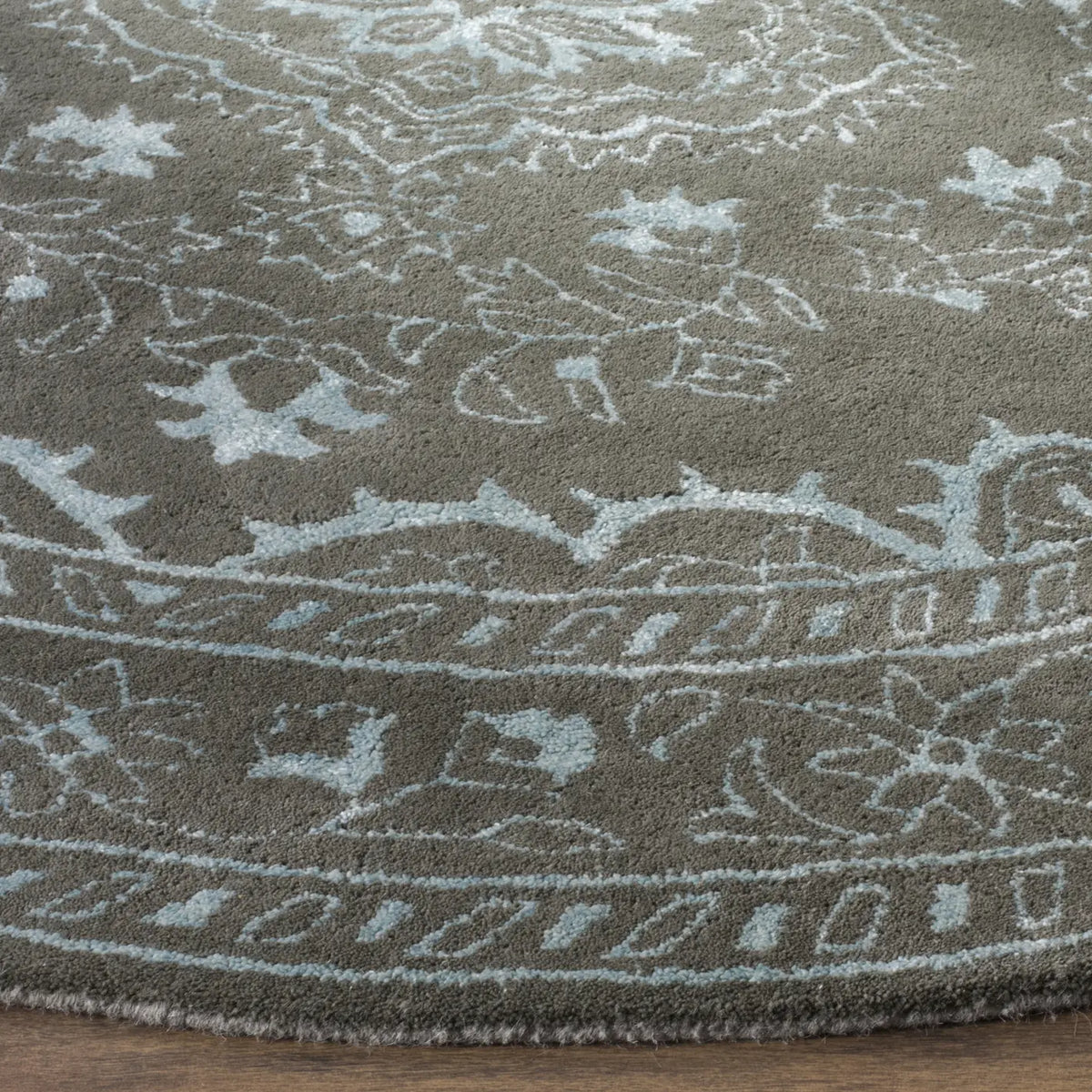 Safavieh Glamour 6'-0" x 6'-0" Rug in Dark Grey