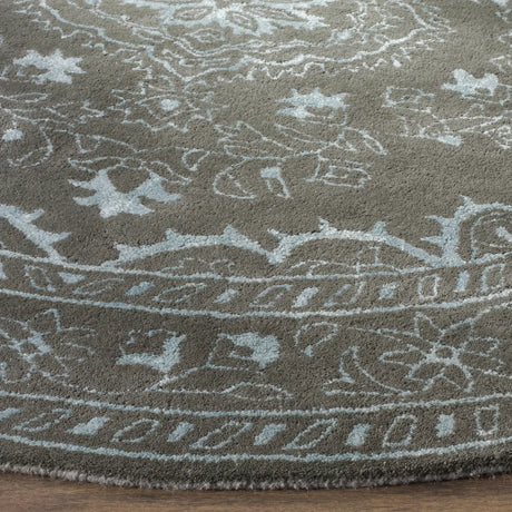Safavieh Glamour 6'-0" x 6'-0" Rug in Dark Grey