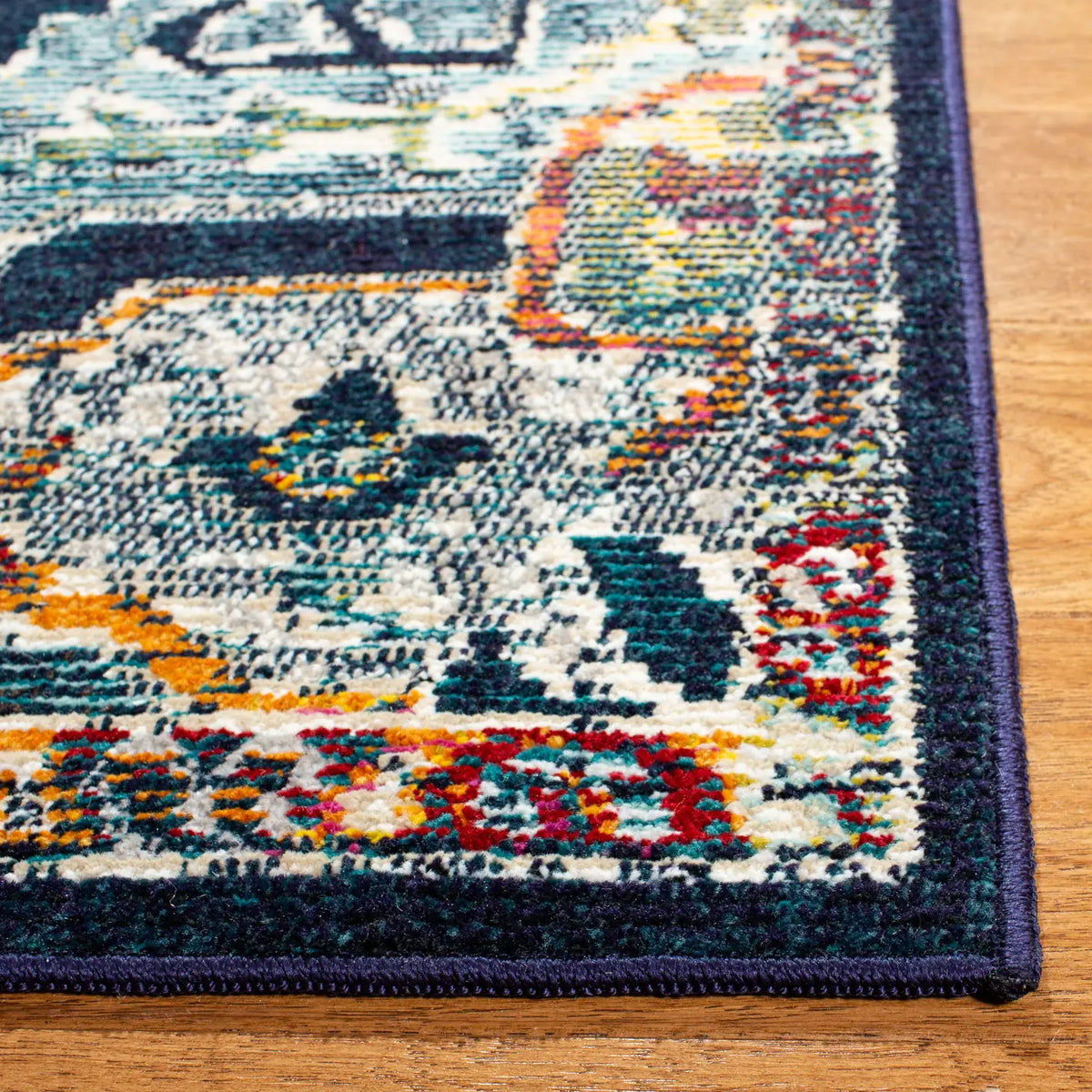 Safavieh Crystal 4'-0" x 6'-0" Rug in Navy / Fuchsia