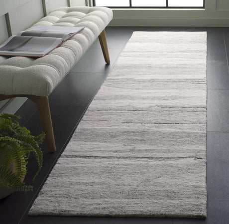 Safavieh Ebony 2'-3" x 9'-0" Rug in Dark Grey / Ivory
