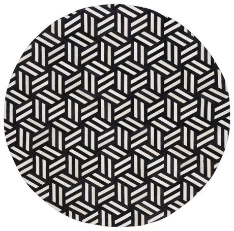 Safavieh Studio Leather 6'-0" x 6'-0" Rug in Ivory / Black