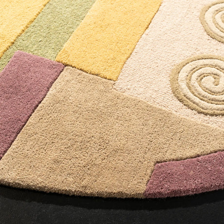 Safavieh Rodeo Drive 5'-9" x 5'-9" Rug in Beige