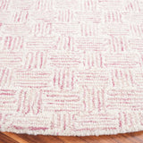 Safavieh Micro-Loop 5'-0" x 5'-0" Rug in Pink / Ivory