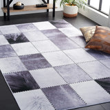 Safavieh Faux Hide 4'-0" x 6'-0" Rug in Light Grey / Grey