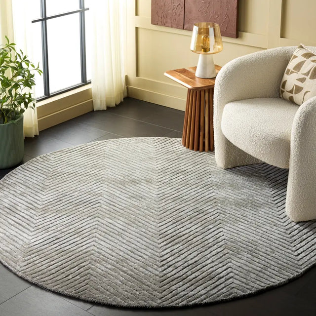 Safavieh Glamour 6'-0" x 6'-0" Rug in Silver