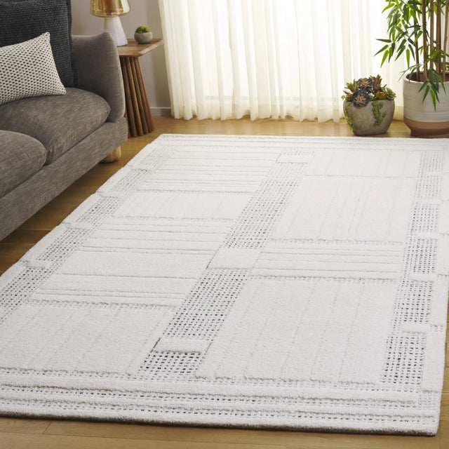 Safavieh Harvest 4'-0" x 6'-0" Rug in Ivory
