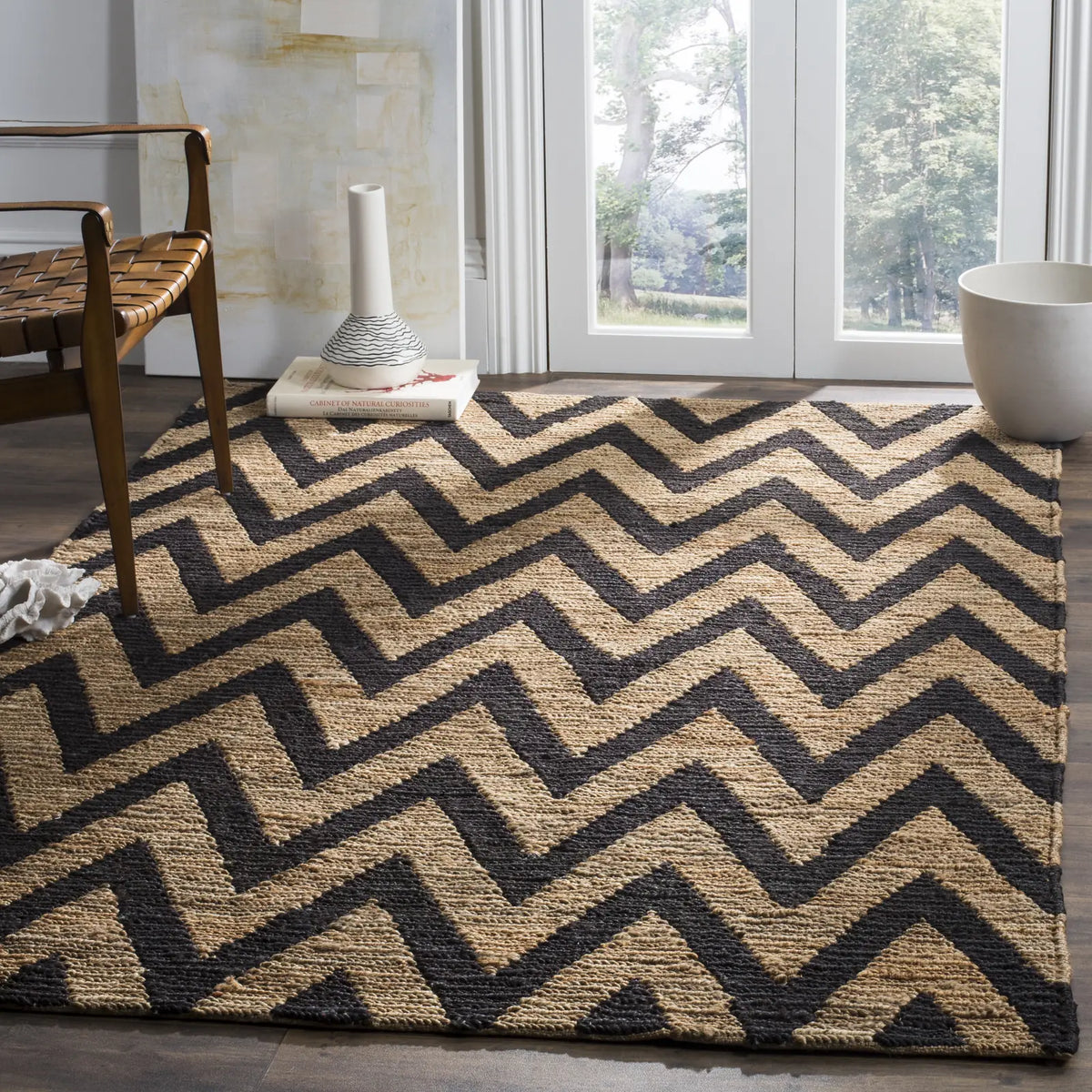 Safavieh Organic 5'-0" x 8'-0" Rug in Black / Natural