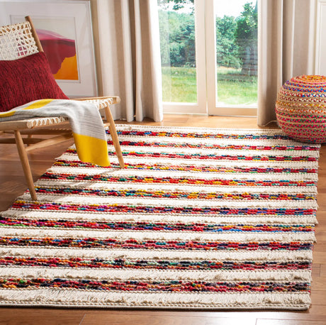Safavieh Natura 4'-0" x 6'-0" Rug in Ivory / Red