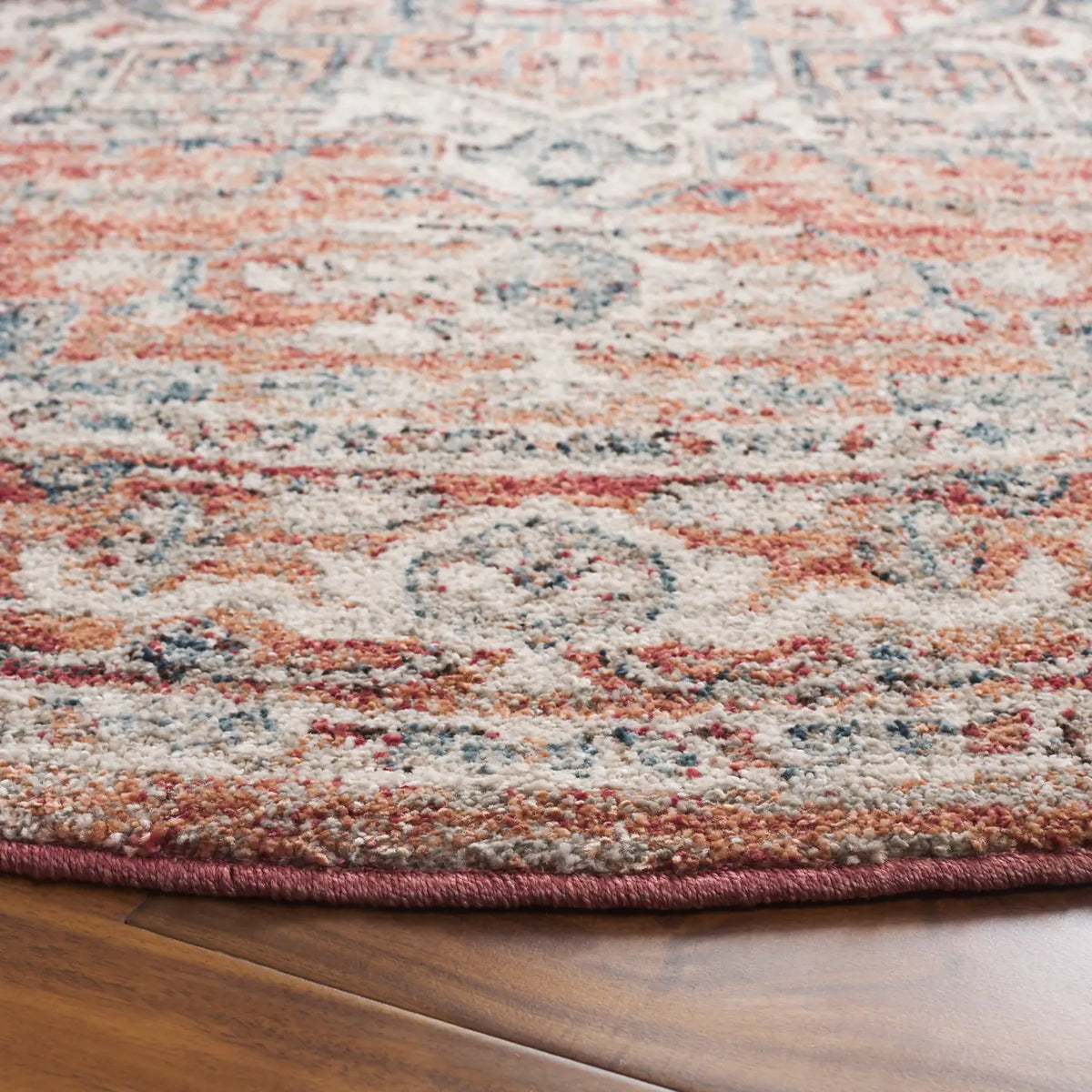 Safavieh Vintage Tabriz 6'-7" x 6'-7" Rug in Rust / Blue