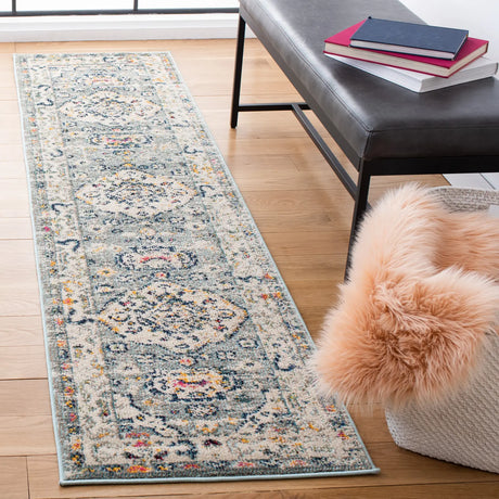 Safavieh Madison 2'-0" x 8'-0" Rug in Grey / Ivory
