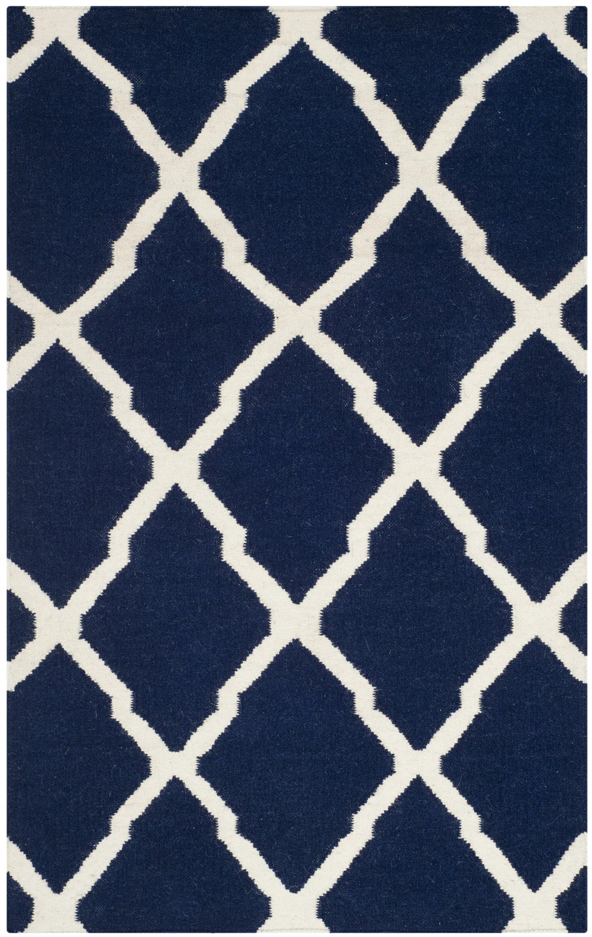 Safavieh Dhurries 3'-0" x 5'-0" Rug in Navy / Ivory