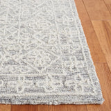 Safavieh Ebony 4'-0" x 6'-0" Rug in Grey / Ivory