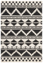 Safavieh Dhurries 4'-0" x 6'-0" Rug in Black / Ivory