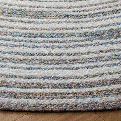 Safavieh Cape Cod 5'-0" x 5'-0" Rug in Ivory / Pink